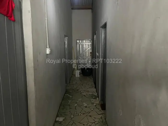 4 Bedroom House for Sale in Highfield, Harare