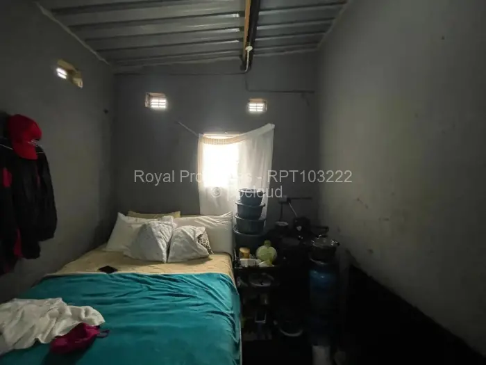 4 Bedroom House for Sale in Highfield, Harare