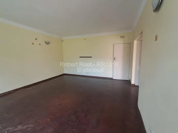 Townhouse/Cluster to Rent in Avenues