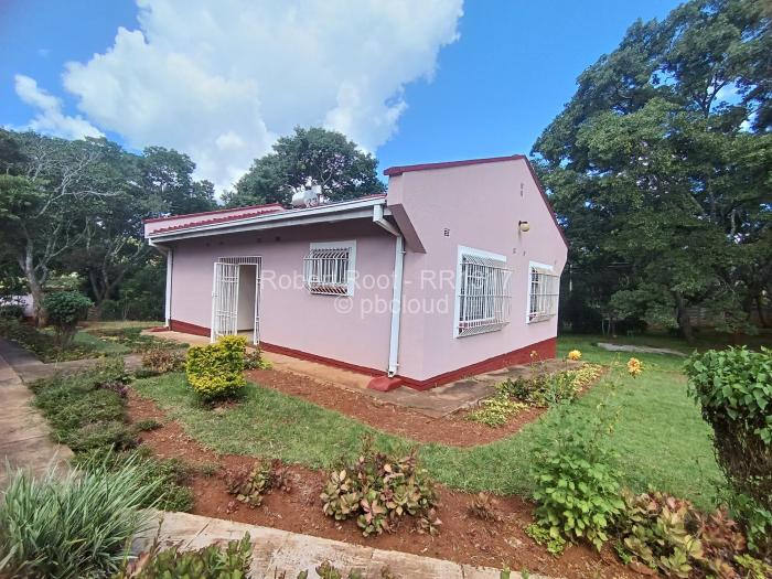 2 Bedroom Cottage/Garden Flat to Rent in Philadelphia, Harare