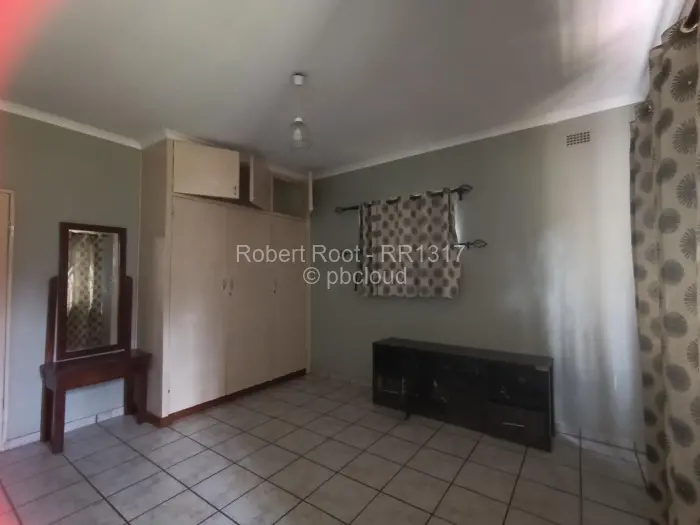 2 Bedroom Cottage/Garden Flat to Rent in Philadelphia