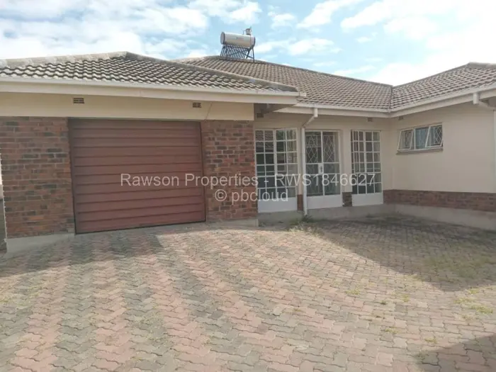 4 Bedroom House for Sale in Zimre Park, Harare