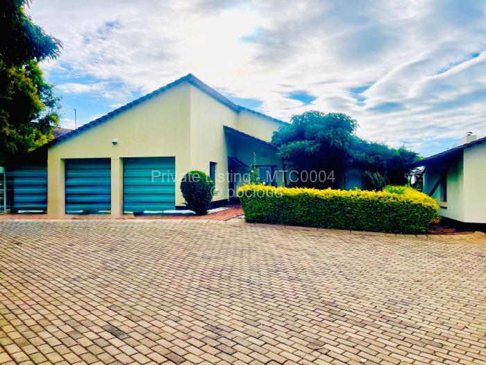 Flat/Apartment to Rent in Borrowdale Brooke, Harare