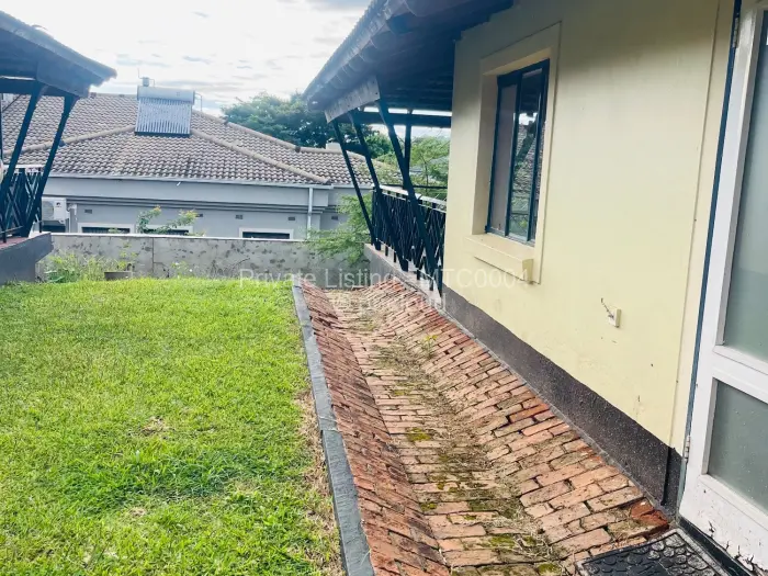 Flat/Apartment to Rent in Borrowdale Brooke