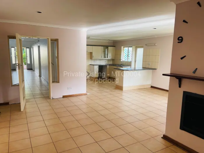 Flat/Apartment to Rent in Borrowdale Brooke