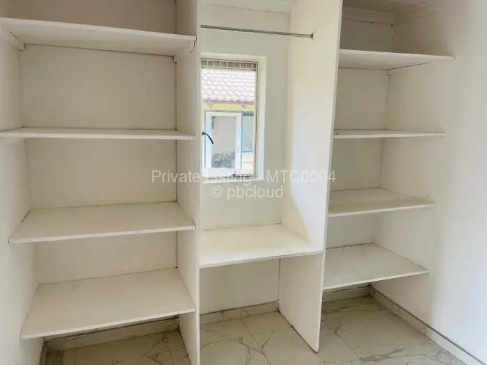 Flat/Apartment to Rent in Borrowdale Brooke