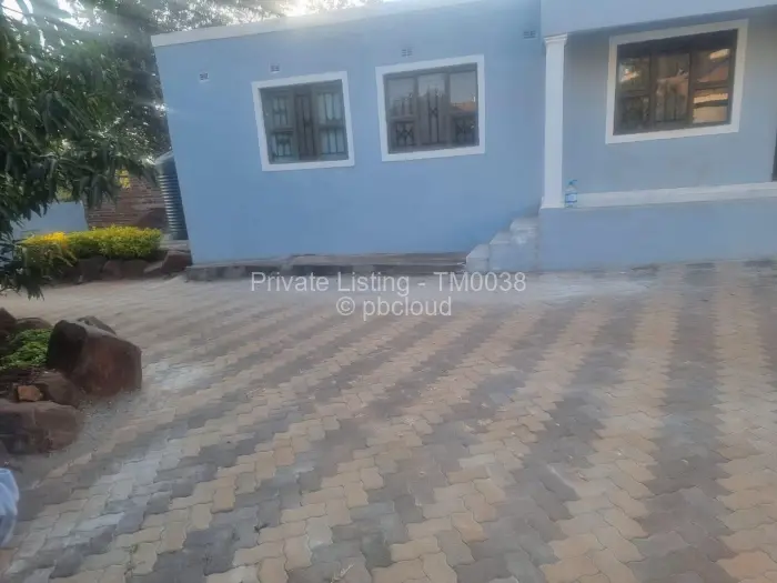 Townhouse/Cluster to Rent in Bluff Hill