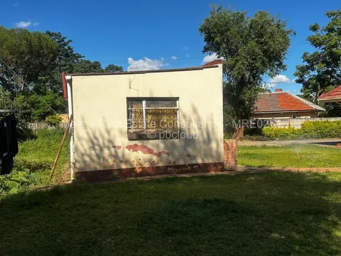 3 Bedroom House for Sale in Malindela, Bulawayo