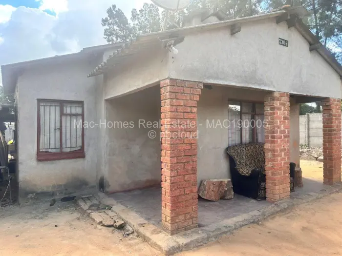 2 Bedroom House for Sale in Tafara, Harare