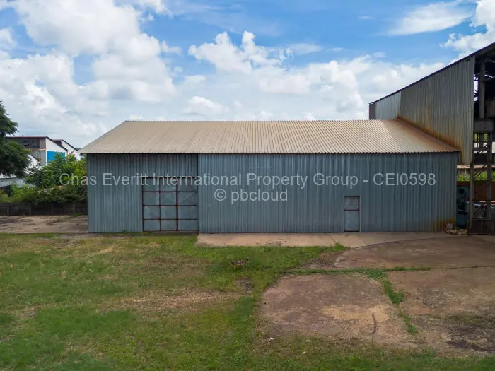 Warehouse/Industrial for Sale in Ardbennie, Harare