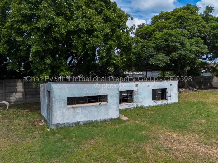 Warehouse/Industrial for Sale in Ardbennie, Harare