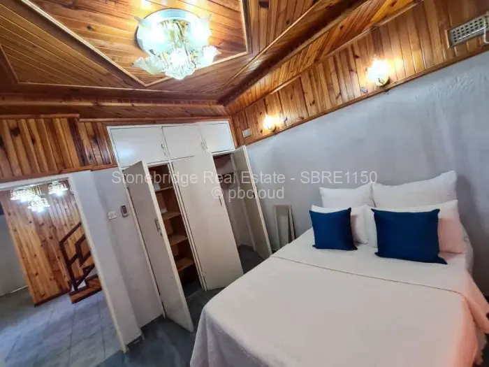 7 Bedroom House for Sale in Selbourne Park, Bulawayo