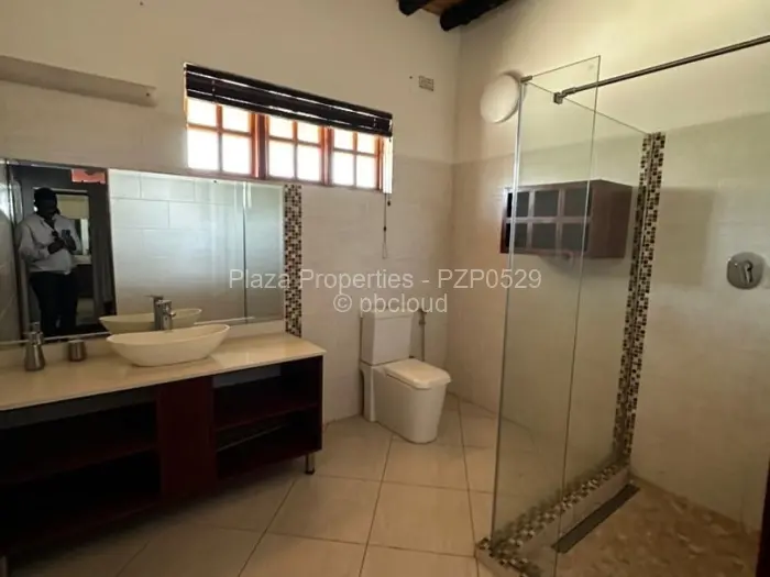 Farm/Plot for Sale in Ruwa, Ruwa