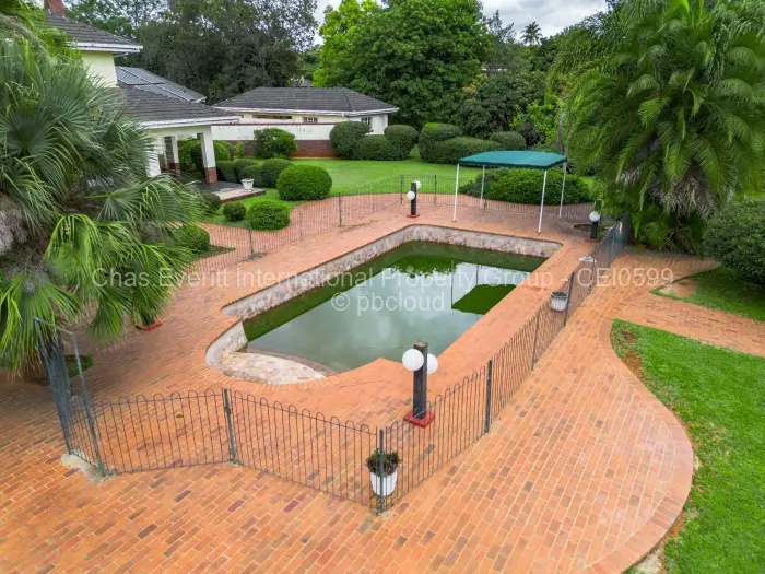 5 Bedroom House for Sale in Ryelands, Harare