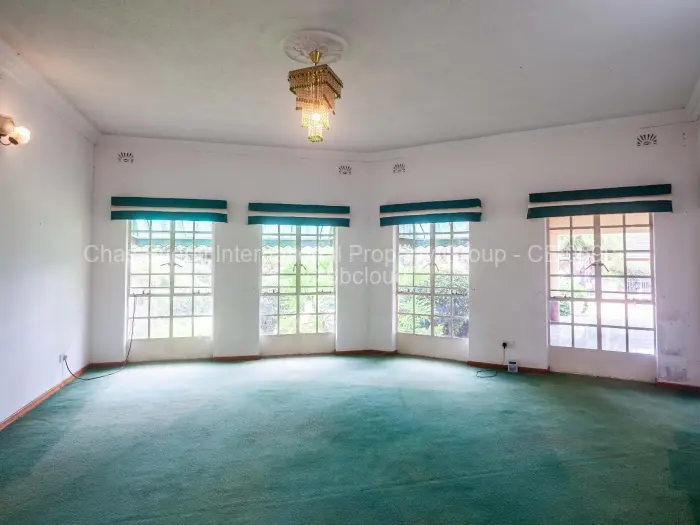 5 Bedroom House for Sale in Ryelands, Harare
