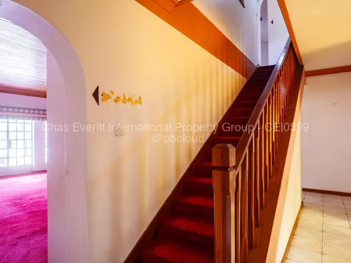 5 Bedroom House for Sale in Ryelands, Harare