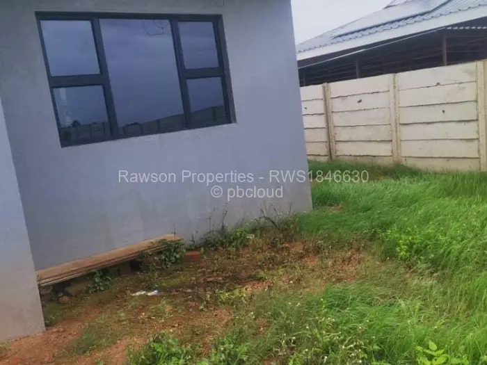 3 Bedroom Cottage/Garden Flat for Sale in Ruwa, Ruwa