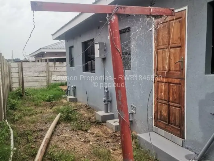3 Bedroom Cottage/Garden Flat for Sale in Ruwa, Ruwa
