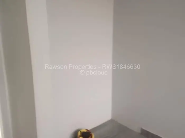 3 Bedroom Cottage/Garden Flat for Sale in Ruwa, Ruwa