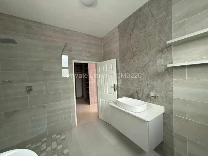 4 Bedroom House to Rent in Arlington