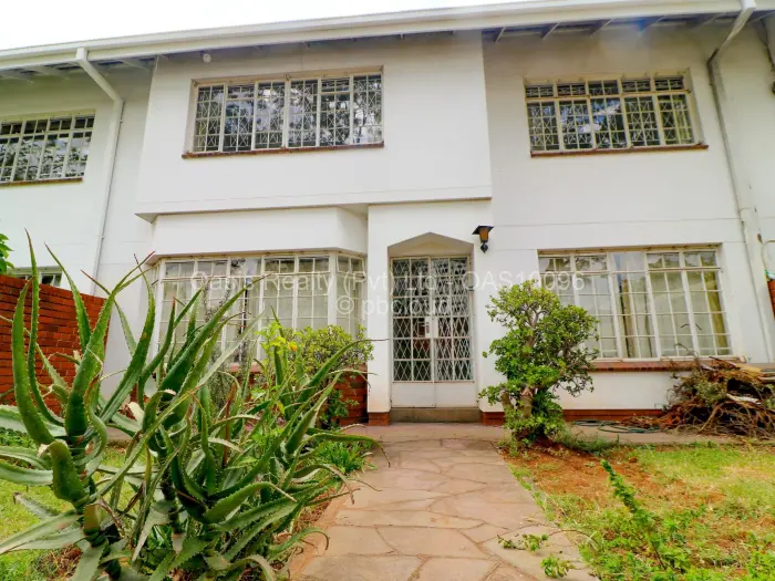 Townhouse/Cluster for Sale in Avenues, Harare