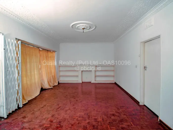 Townhouse/Cluster for Sale in Avenues, Harare