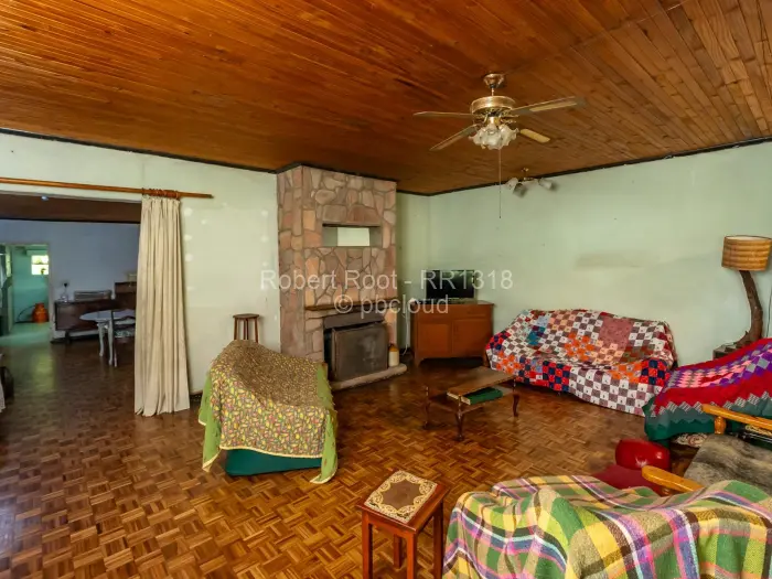 4 Bedroom House for Sale in Chikomba, Chikomba