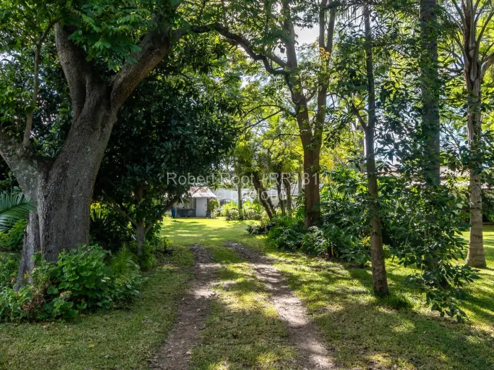 4 Bedroom House for Sale in Chikomba, Chikomba