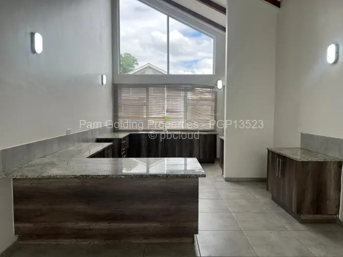 Townhouse/Cluster to Rent in Chisipite, Harare