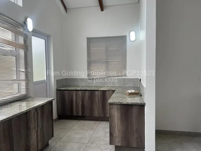 Townhouse/Cluster to Rent in Chisipite, Harare