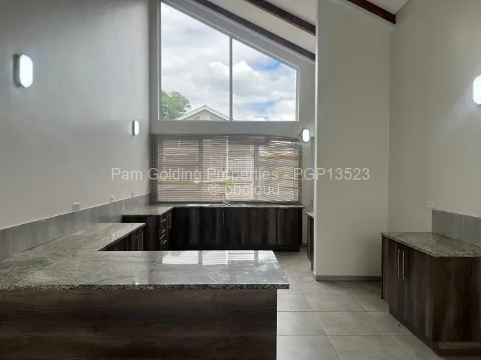 Townhouse/Cluster to Rent in Chisipite, Harare