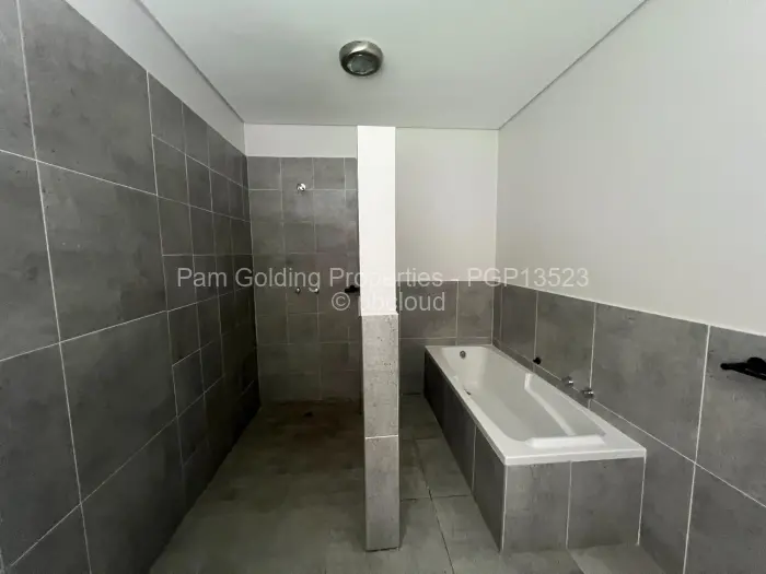 Townhouse/Cluster to Rent in Chisipite, Harare