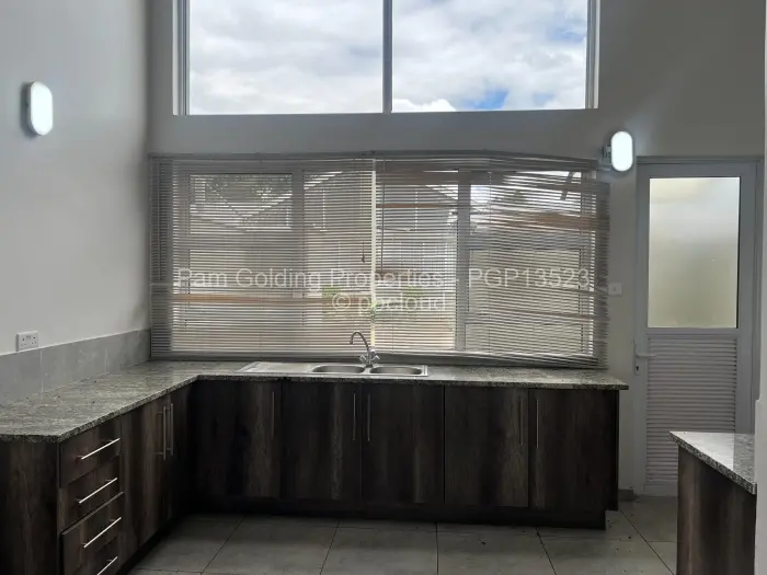 Townhouse/Cluster to Rent in Chisipite, Harare