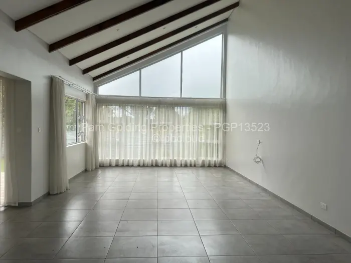 Townhouse/Cluster to Rent in Chisipite, Harare