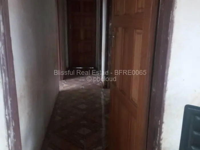 5 Bedroom House for Sale in Granary Park, Harare