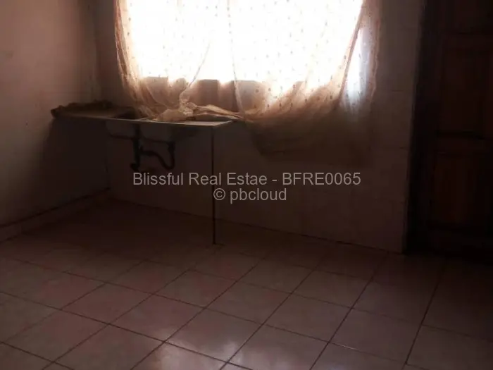 5 Bedroom House for Sale in Granary Park, Harare