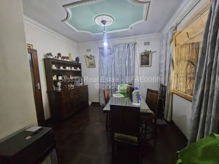 5 Bedroom House for Sale in Hatfield, Harare