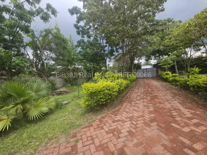 5 Bedroom House for Sale in Hatfield, Harare