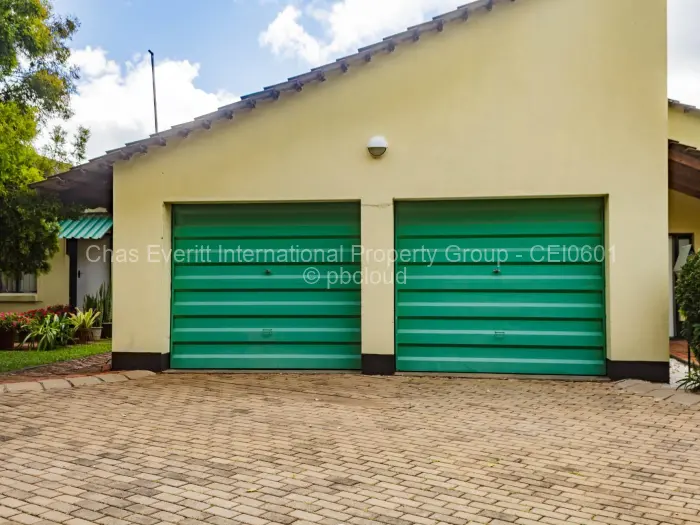 Flat/Apartment to Rent in Borrowdale Brooke