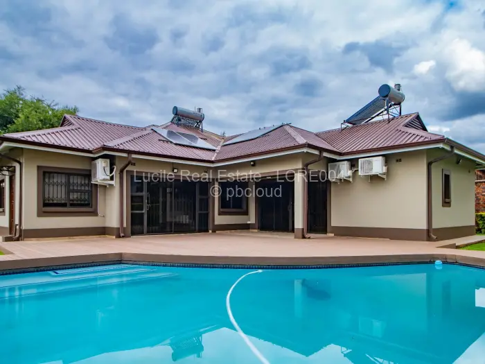 4 Bedroom House for Sale in Haig Park, Harare