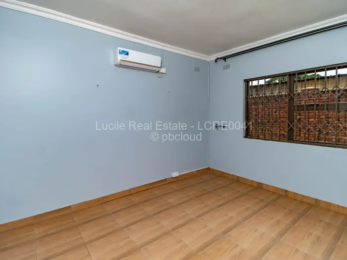 4 Bedroom House for Sale in Haig Park, Harare