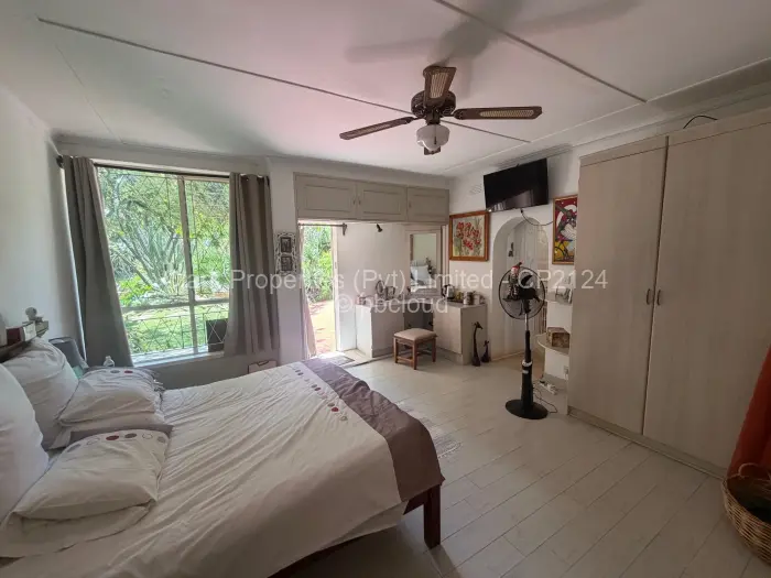 4 Bedroom House for Sale in Burnside, Bulawayo