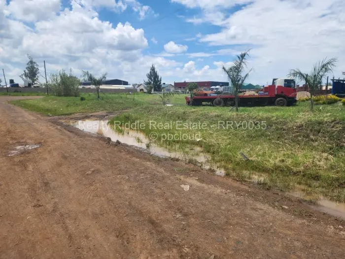 Industrial Stand for Sale in Sandton Park, Harare