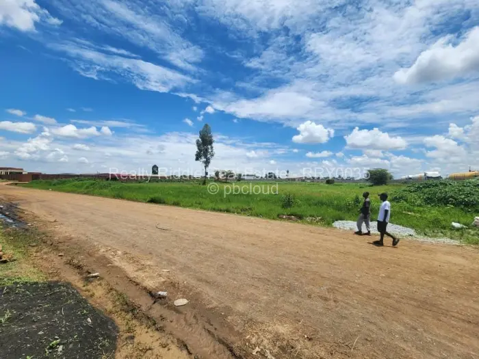 Industrial Stand for Sale in Sandton Park, Harare