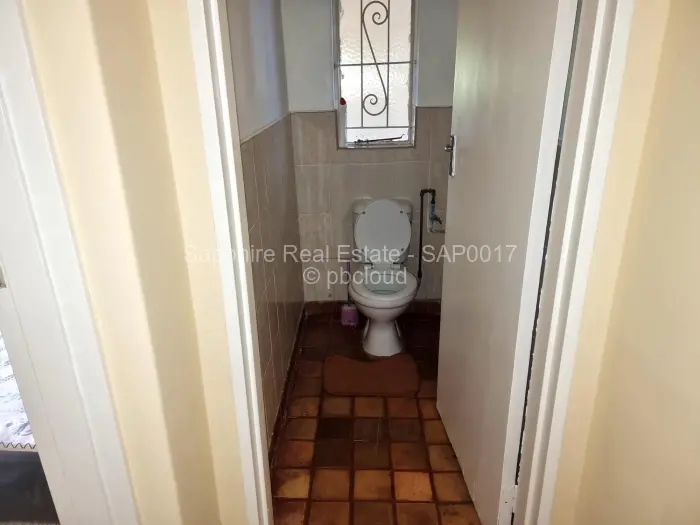 3 Bedroom House for Sale in Lochview, Bulawayo
