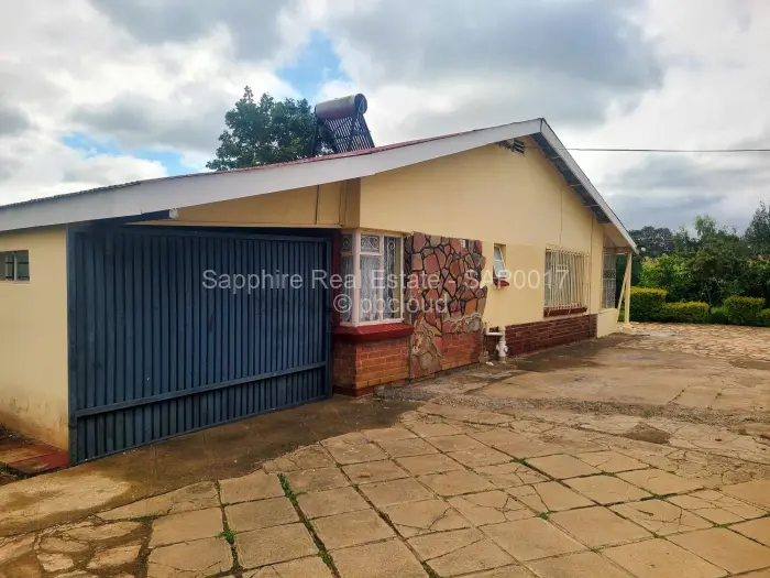 3 Bedroom House for Sale in Lochview, Bulawayo