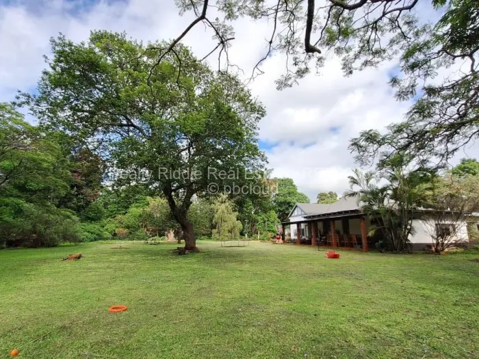 Residential Stand for Sale in Emerald Hill, Harare
