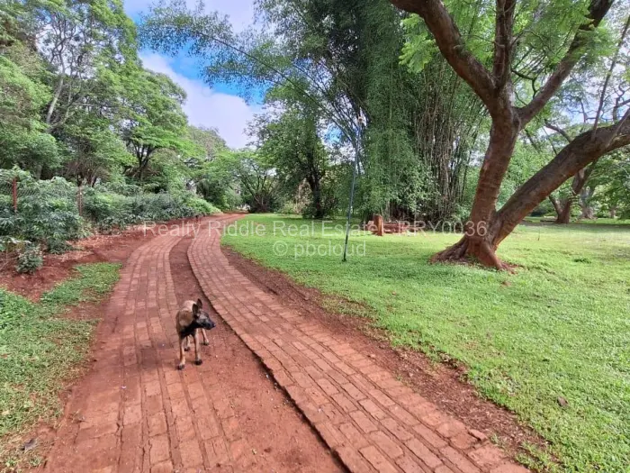 Residential Stand for Sale in Emerald Hill, Harare