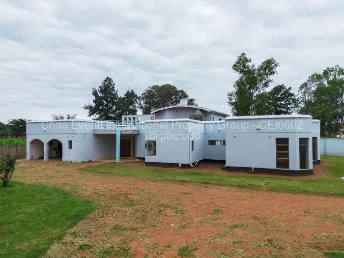5 Bedroom House for Sale in Gunhill, Harare