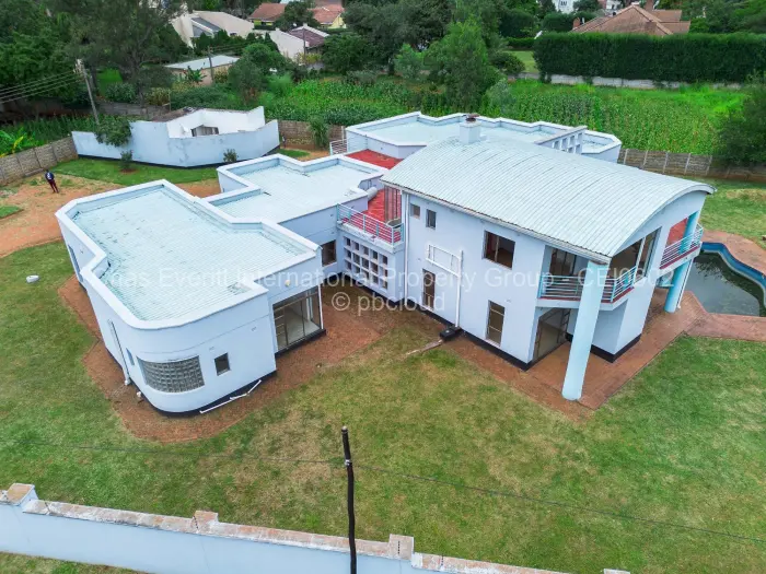 5 Bedroom House for Sale in Gunhill, Harare